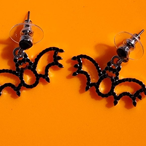 Halloween Flying Black Bat Earring / Black Bat Earring / Rhinestone Crystal - Picture 9 of 9